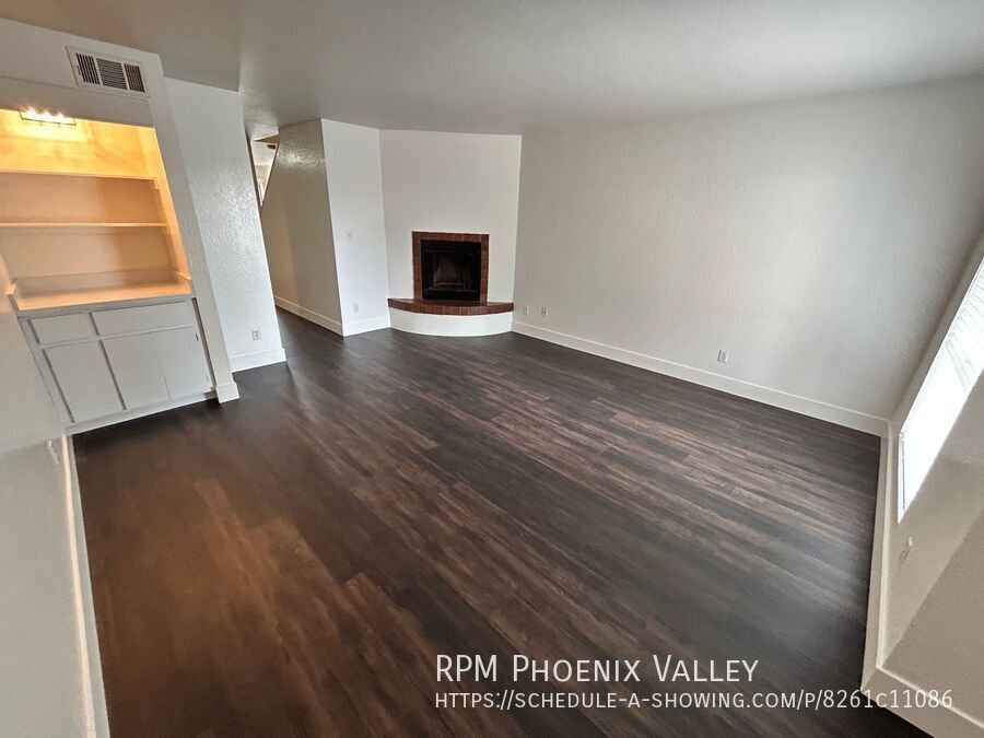 Spacious 2BD/2BA Spanish Style Townhome in Ocotillo Villas | Updated | No Carpet! property image
