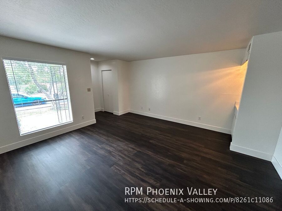 Spacious 2BD/2BA Spanish Style Townhome in Ocotillo Villas | Updated | No Carpet! property image