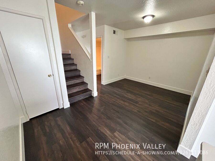 Spacious 2BD/2BA Spanish Style Townhome in Ocotillo Villas | Updated | No Carpet! property image