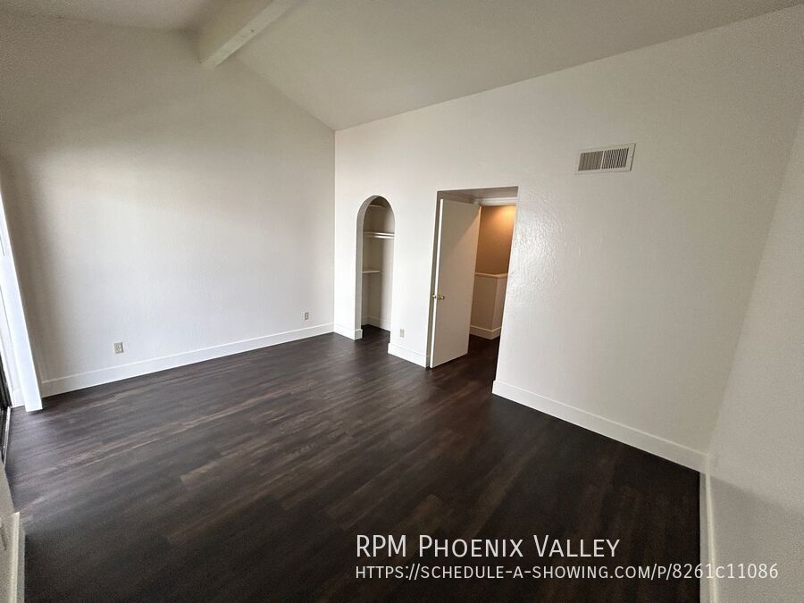 Spacious 2BD/2BA Spanish Style Townhome in Ocotillo Villas | Updated | No Carpet! property image