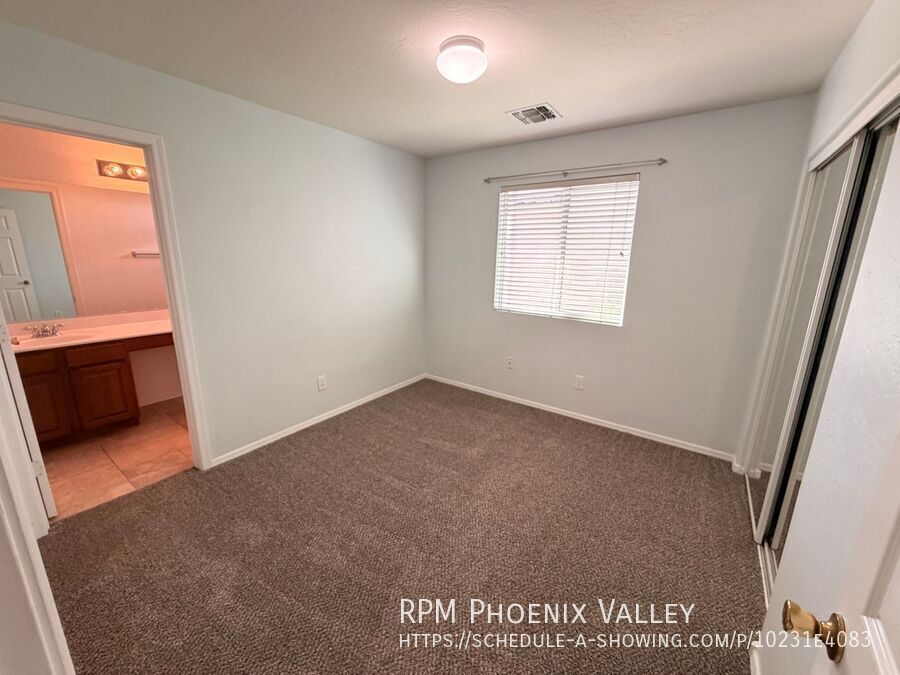 Two Story 3Bdm 2.5Ba Tolleson Home with EV-Ready Garage property image