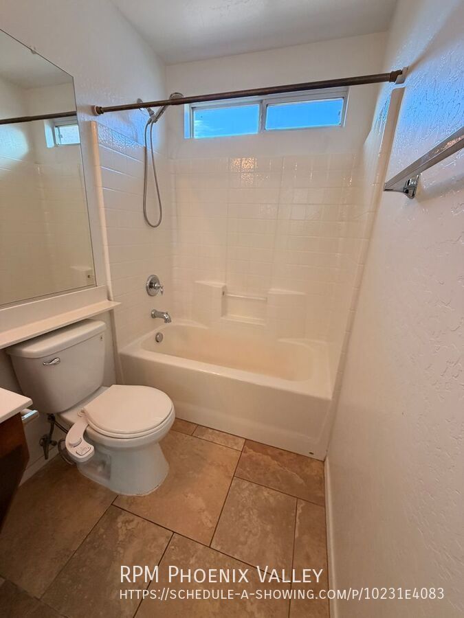 Two Story 3Bdm 2.5Ba Tolleson Home with EV-Ready Garage property image