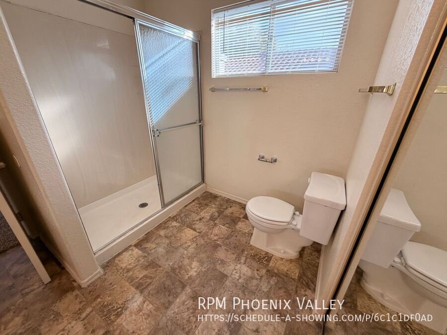 3 bd/2.5 bath *NEW* Carpet in Kyrene School District! property image