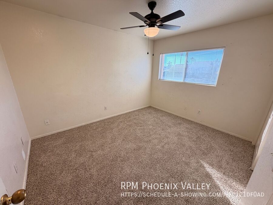 3 bd/2.5 bath *NEW* Carpet in Kyrene School District! property image