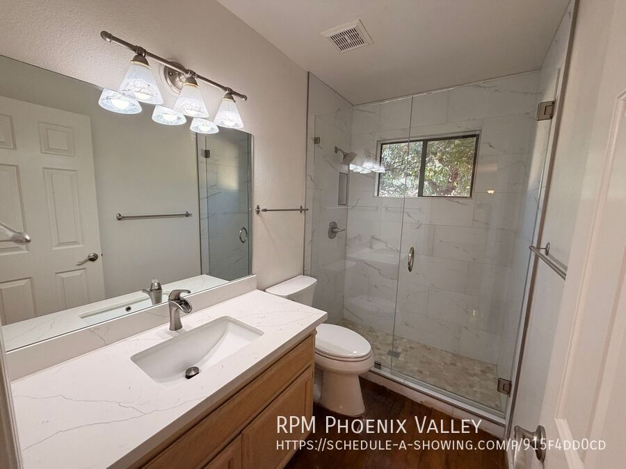3Bdm | 3Ba Home with Downstairs Bedroom Near 51 + Cactus! property image