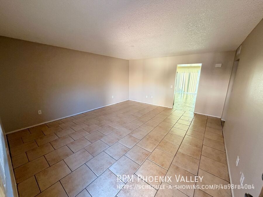 Great 2BDM | 2BA Unit with an Enclosed Patio and *NO Carpet* property image