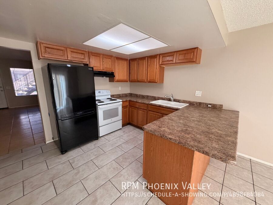 Great 2BDM | 2BA Unit with an Enclosed Patio and *NO Carpet* property image