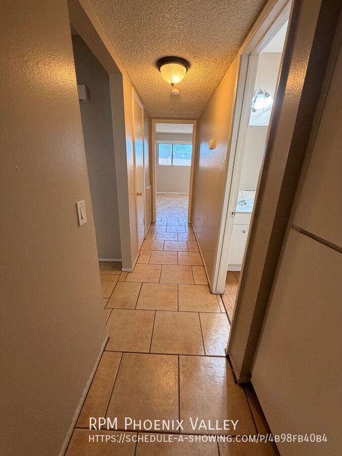 Great 2BDM | 2BA Unit with an Enclosed Patio and *NO Carpet* property image