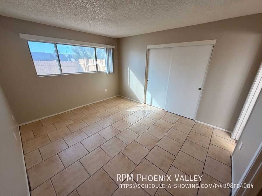 Great 2BDM | 2BA Unit with an Enclosed Patio and *NO Carpet* property image