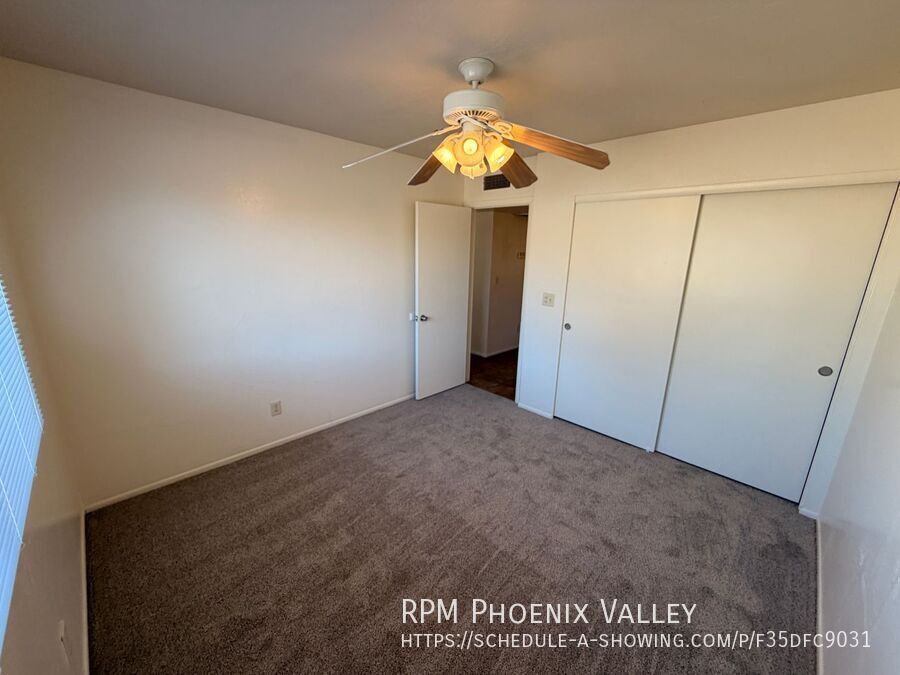 ⭐ Spacious 3-Bedroom 2-Bathroom Chandler Home with Vaulted Ceilings and Large Yard property image