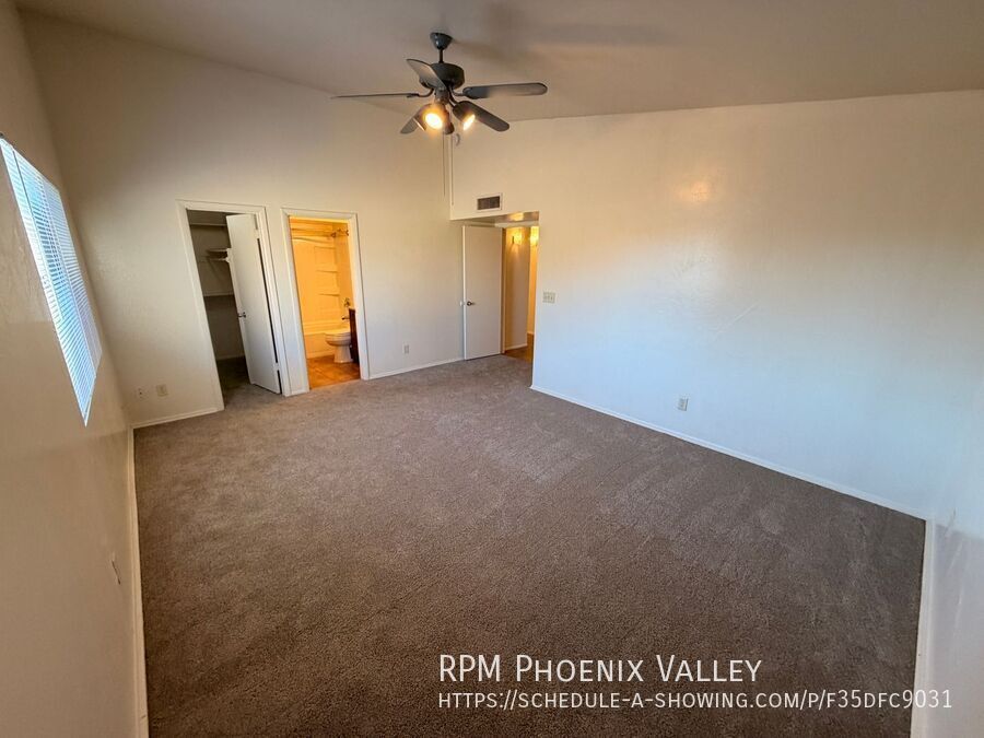 ⭐ Spacious 3-Bedroom 2-Bathroom Chandler Home with Vaulted Ceilings and Large Yard property image