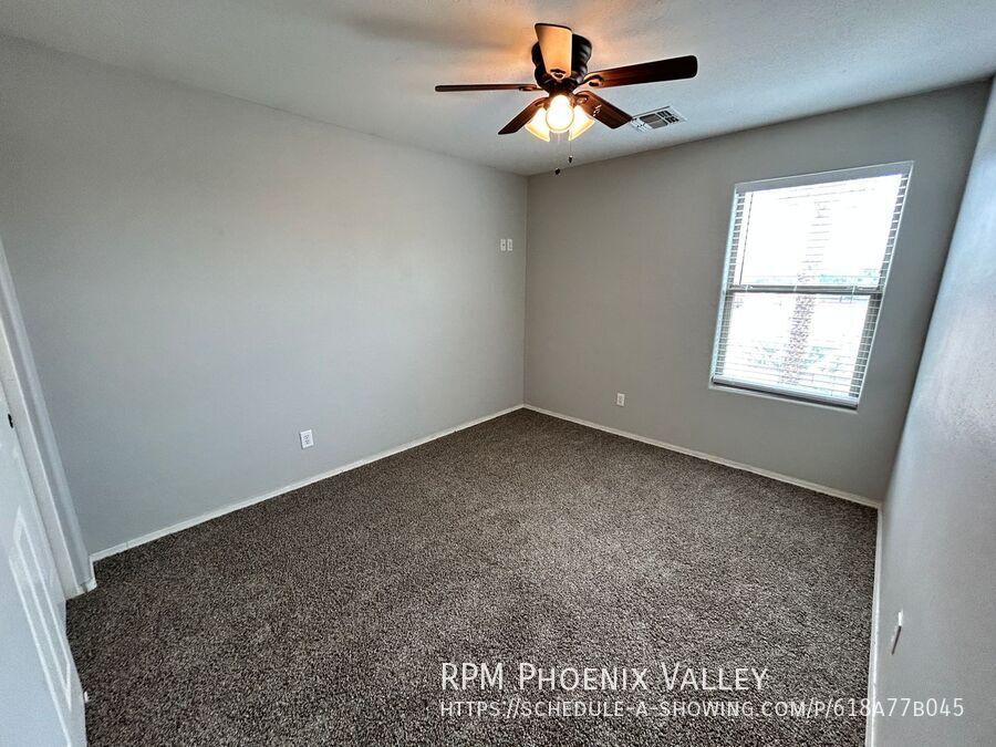 Gorgeous 4 Bed 2.5 Bath Pool Home in Surprise *NEW* Flooring! property image