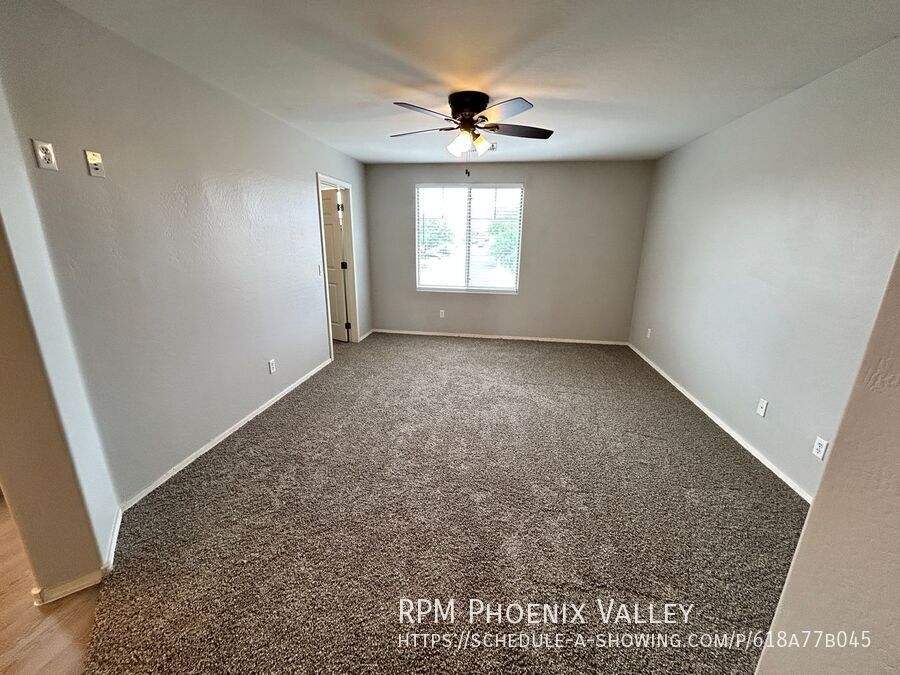 Gorgeous 4 Bed 2.5 Bath Pool Home in Surprise *NEW* Flooring! property image