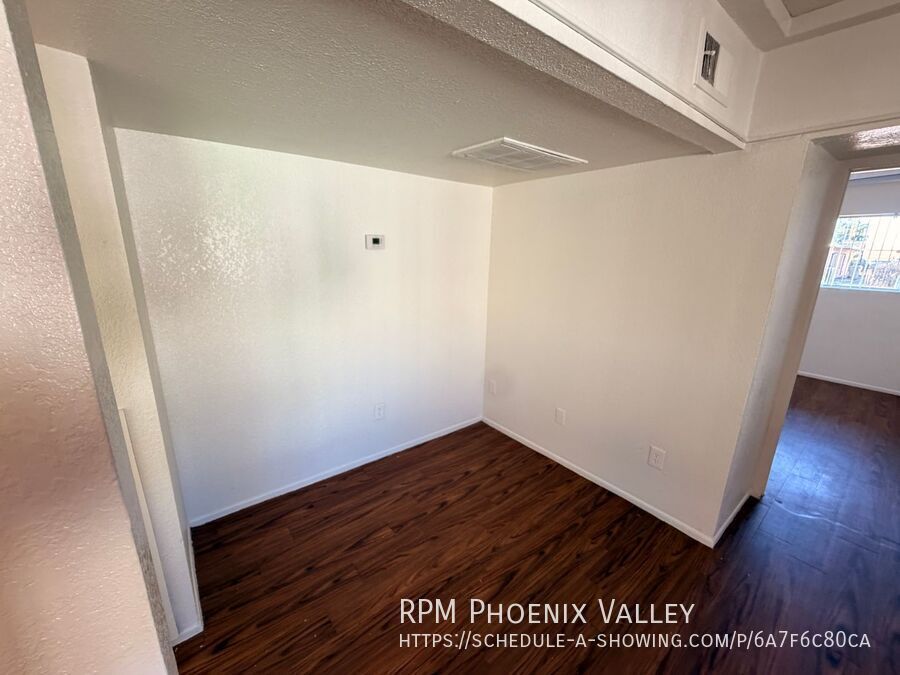 Cozy 2Bdm 1Ba Unit in the Heart of Glendale 