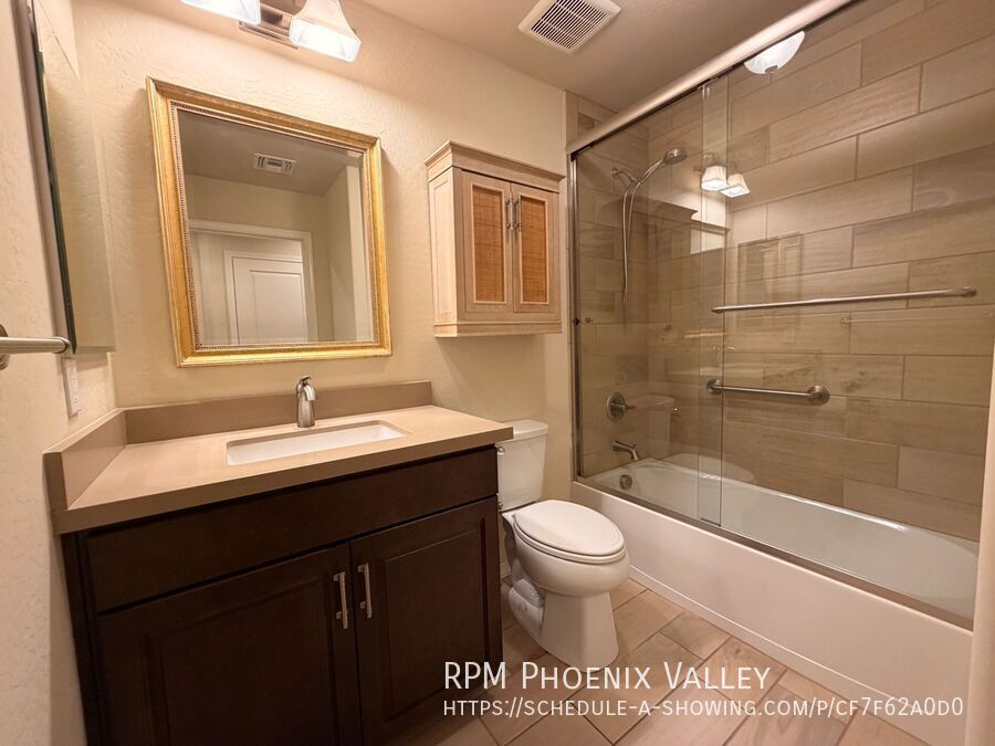 Ground Level 2/2 Condo, *Gated N. Scottsdale* Community w/2 Car Garage property image