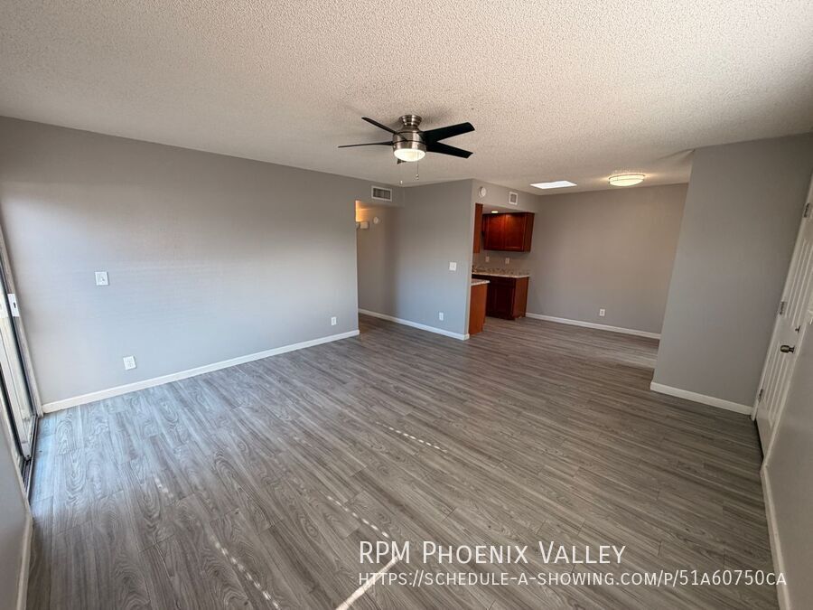 Move-In Special! Updated Single Story 2Bdm - 2 Ba Glendale Unit with *NO Carpet* property image