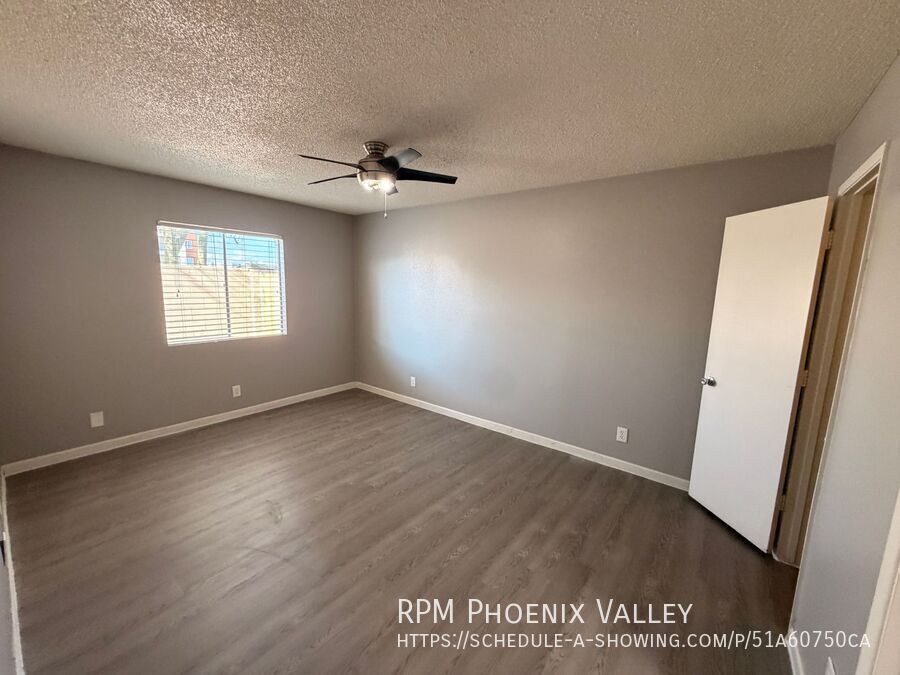 Move-In Special! Updated Single Story 2Bdm - 2 Ba Glendale Unit with *NO Carpet* property image