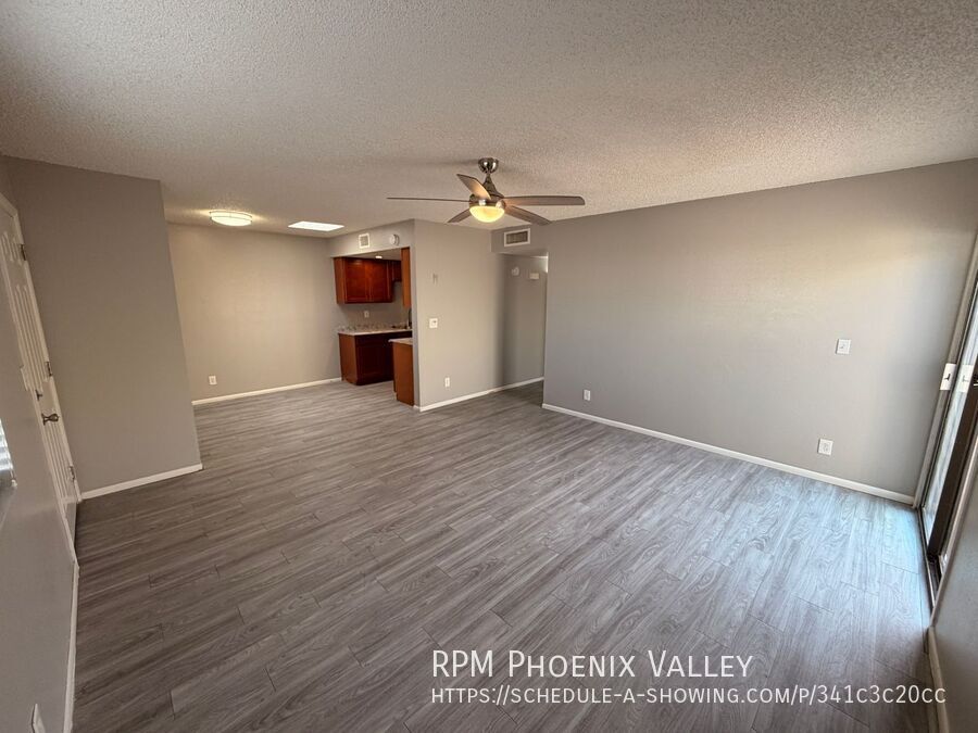 Move-In Special! Updated 2Bdm 2Ba Glendale Apartment *No Carpet* property image