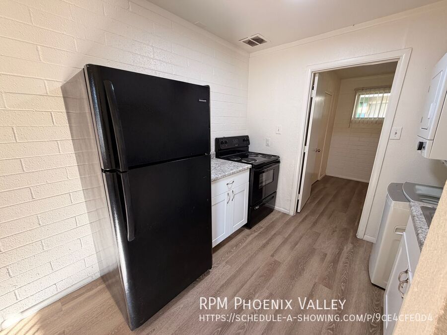 Cozy 1Bdm 1Ba Glendale Apartment property image