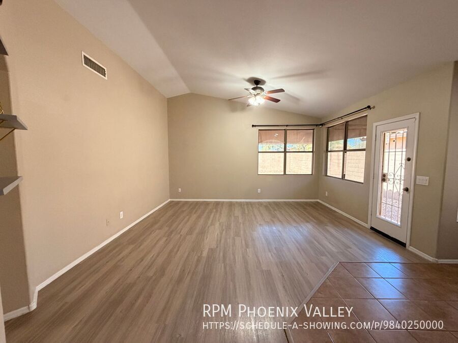 Beautiful 3 Bed / 2 Bath Surprise Home with *NO Carpet* property image