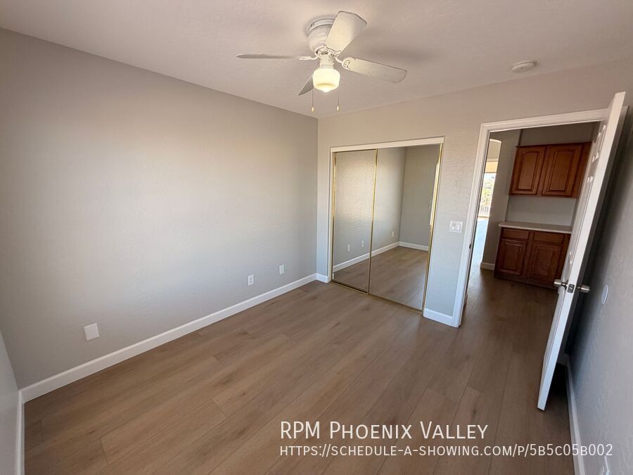 Fantastic 3Bdm 2.5Ba Avondale Home with ⭐New Floors and New Paint⭐ property image