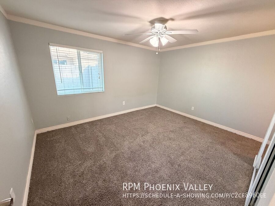 Charming 3 Bedroom, 2 Bathroom Single-Level Apartment in Cozy Phoenix Community property image