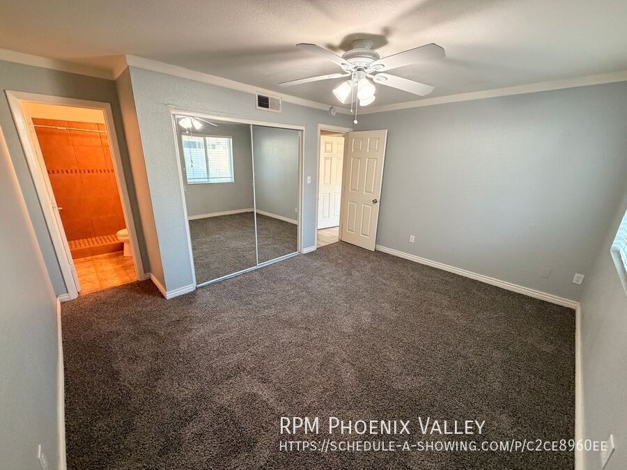 Charming 3 Bedroom, 2 Bathroom Single-Level Apartment in Cozy Phoenix Community property image