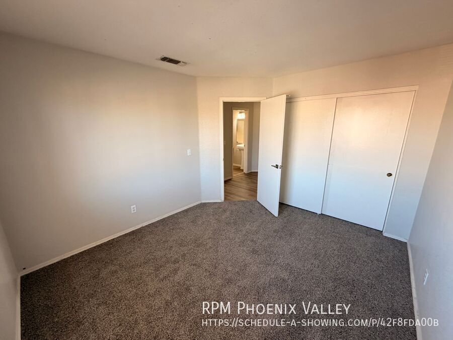 Completely Remodeled Peoria, AZ Home w/Pool! property image