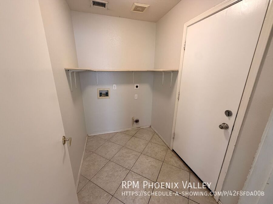 Completely Remodeled Peoria, AZ Home w/Pool! property image