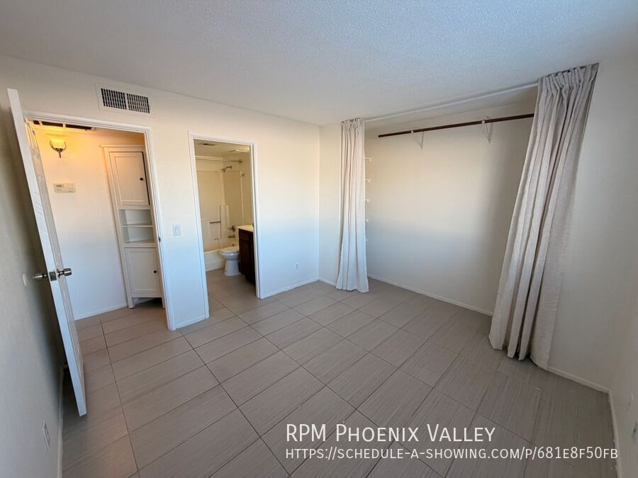 Move In Special! Spacious 2Bdm 2Ba Central Tempe Condo with New Floors! property image