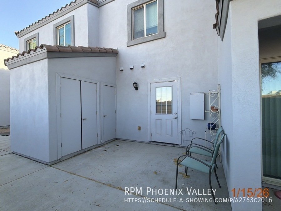 3 Bed/2.5 Bath Townhome 19th Ave & Bell End Unit *ALL* Appliances! property image