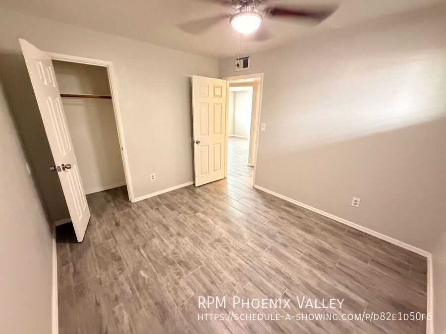 Recently renovated 2/1 Single Story Unit *NO* Carpet Near Phx Sky Harbor Airport! property image