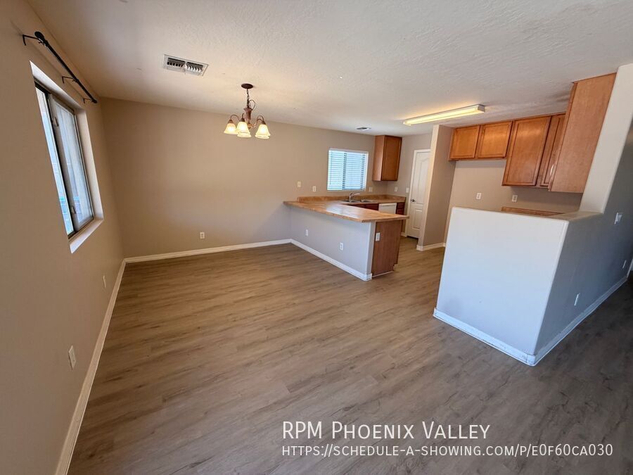 Large Avondale Home W/ Full Bedroom Downstairs and a huge loft! property image