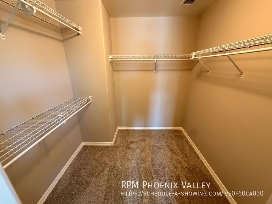 Large Avondale Home W/ Full Bedroom Downstairs and a huge loft! property image