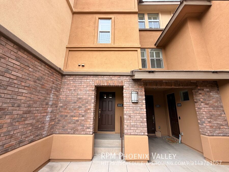 Modern, *Gated* N. Scottsdale 2/2.5 Townhome Ready 4 Move In! property image