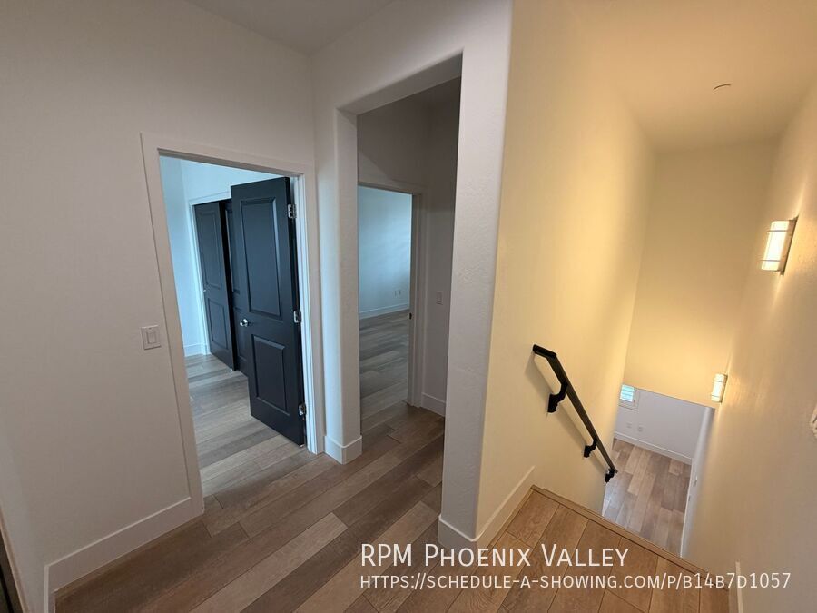 Modern, *Gated* N. Scottsdale 2/2.5 Townhome Ready 4 Move In! property image