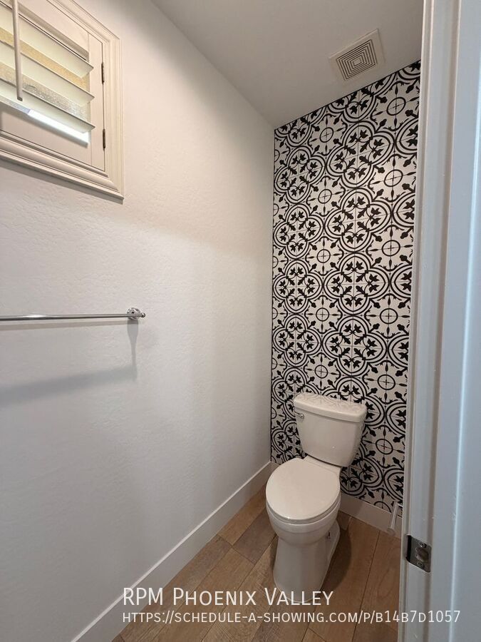 Modern, *Gated* N. Scottsdale 2/2.5 Townhome Ready 4 Move In! property image