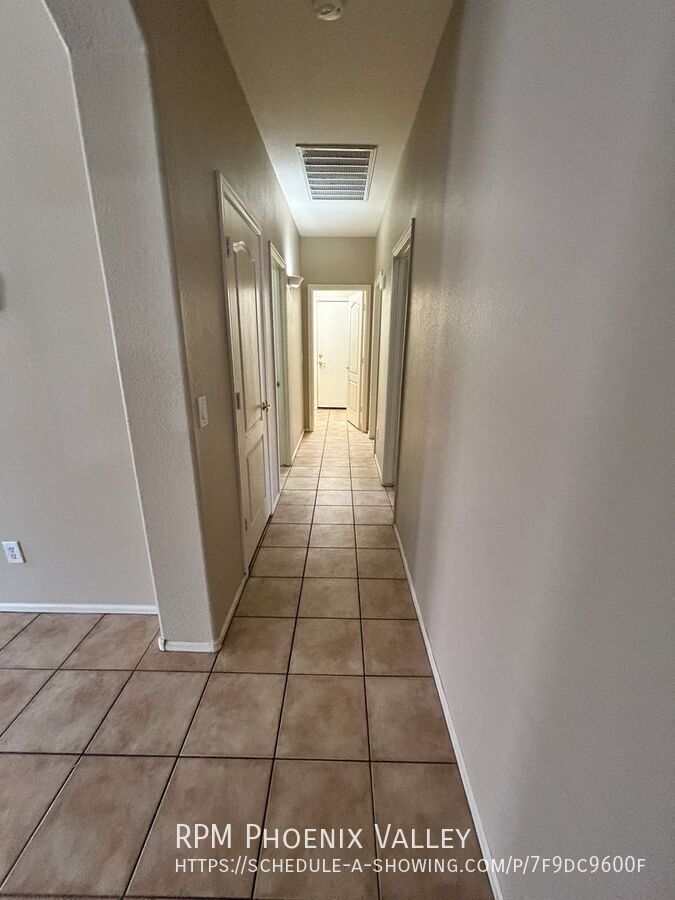 Warm, Inviting 3 Bed / 2bath Home in Canyon Trails with new updated and Flooring!!! property image