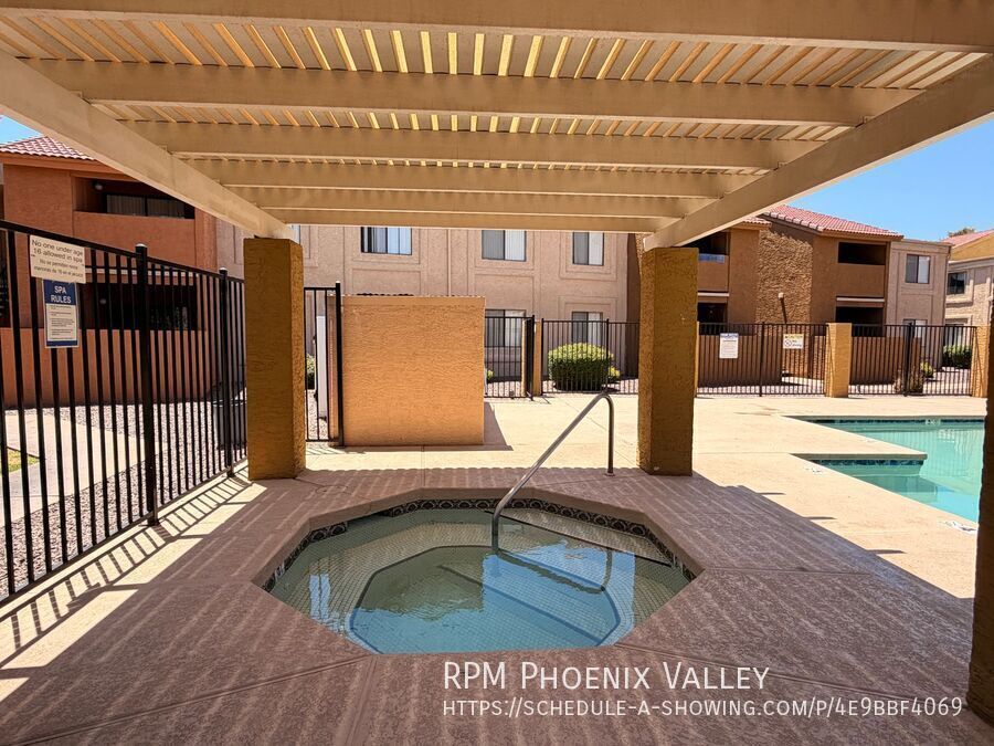 1 Bedroom 1 Bathroom 500 sq.ft. Near Tempe Marketplace and Light Rail! property image