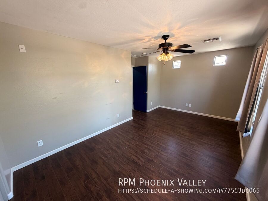Pet Friendly Renovated 5-Bedroom Corner Lot Home with Luxury Upgrades property image