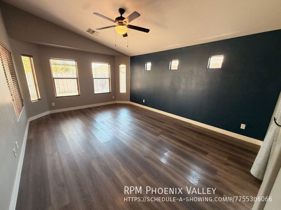 Pet Friendly Renovated 5-Bedroom Corner Lot Home with Luxury Upgrades property image