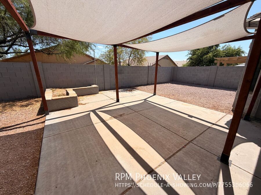 Pet Friendly Renovated 5-Bedroom Corner Lot Home with Luxury Upgrades property image