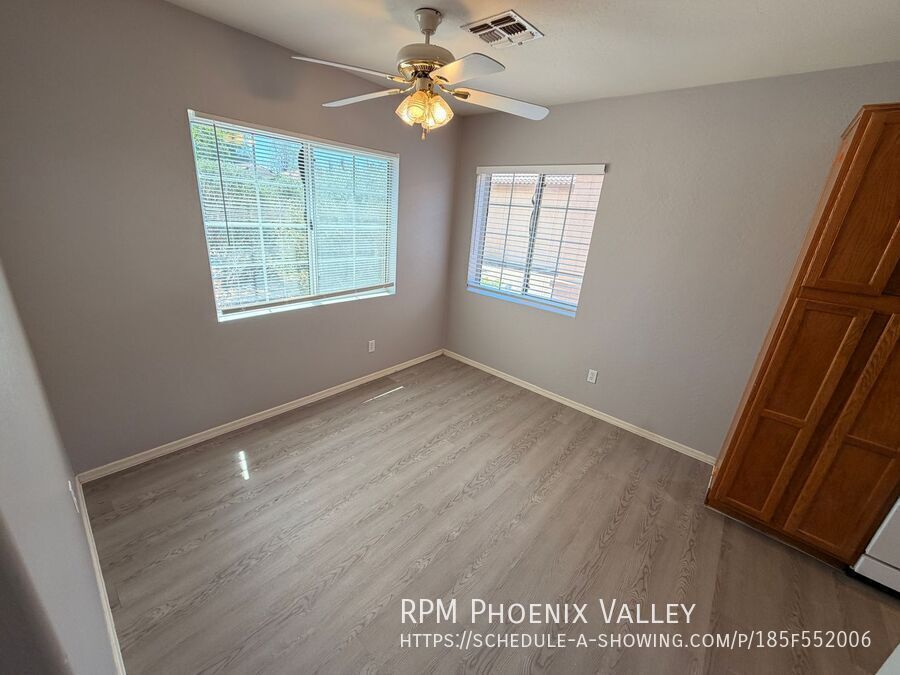 3 BR/2 Bath El Mirage Home *NEW* Flooring, *NEW* Paint & *NO HOA*! property image