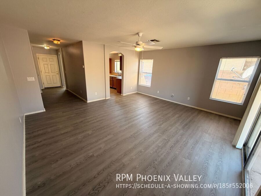 3 BR/2 Bath El Mirage Home *NEW* Flooring, *NEW* Paint & *NO HOA*! property image