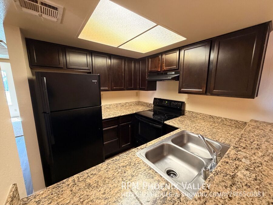 #162 2 Bedroom 1 Bathroom 670 sq.ft. Near Tempe Marketplace and Light Rail property image