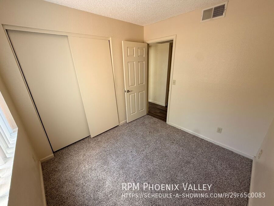 #162 2 Bedroom 1 Bathroom 670 sq.ft. Near Tempe Marketplace and Light Rail property image
