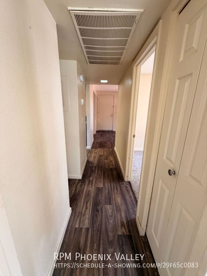 #162 2 Bedroom 1 Bathroom 670 sq.ft. Near Tempe Marketplace and Light Rail property image