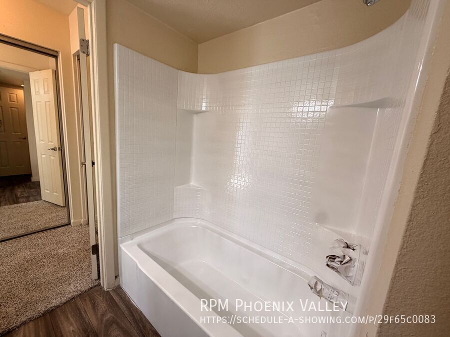 #162 2 Bedroom 1 Bathroom 670 sq.ft. Near Tempe Marketplace and Light Rail property image