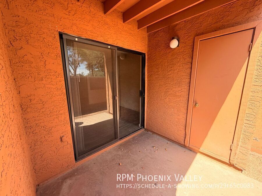 #162 2 Bedroom 1 Bathroom 670 sq.ft. Near Tempe Marketplace and Light Rail property image