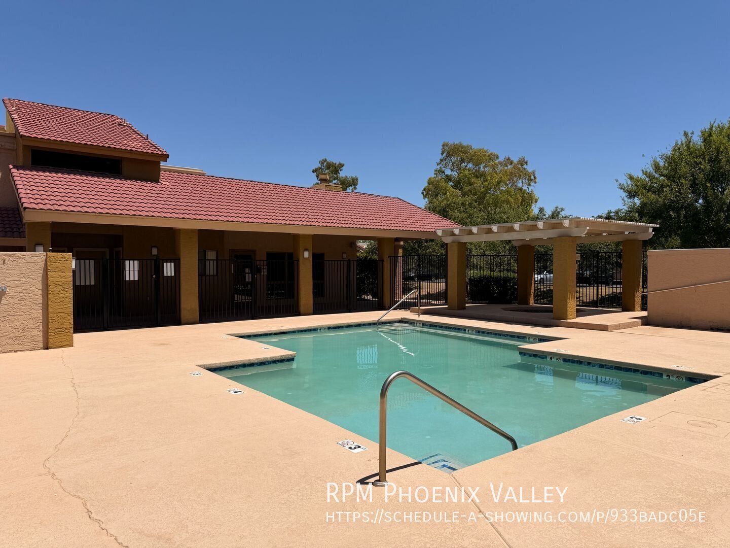 Freshly Updated 2 Bedroom with *NEW* Vinyl Floors,  *MOVE IN SPECIAL* 1/2 OFF YOUR FIRST FULL MONTH OF RENT property image